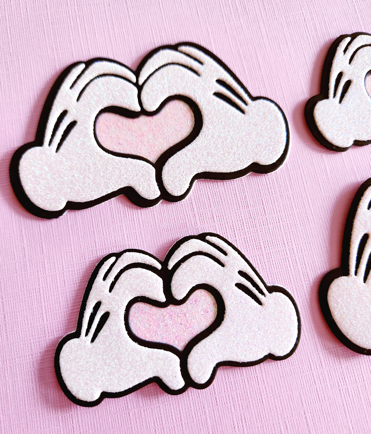Steamboat Willie Heart Hands Die Set