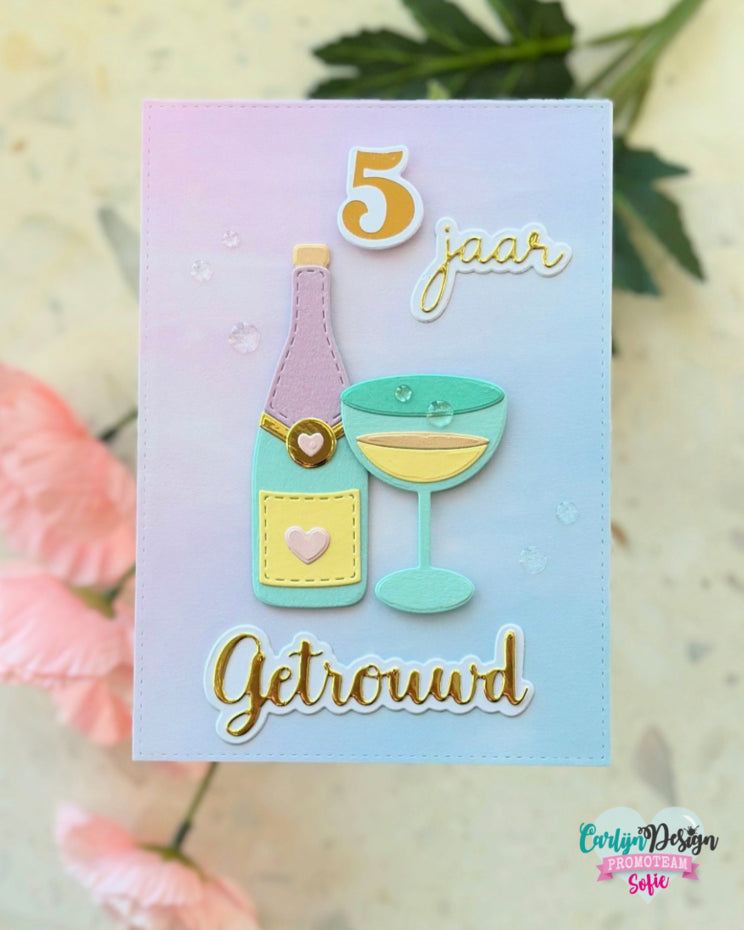 Glitter Enamel Dots Basics